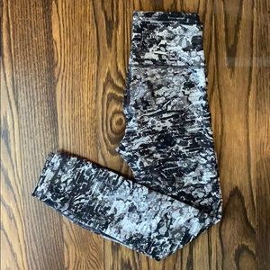 Lulu lemon Wunder Under High rise 7/8 pant